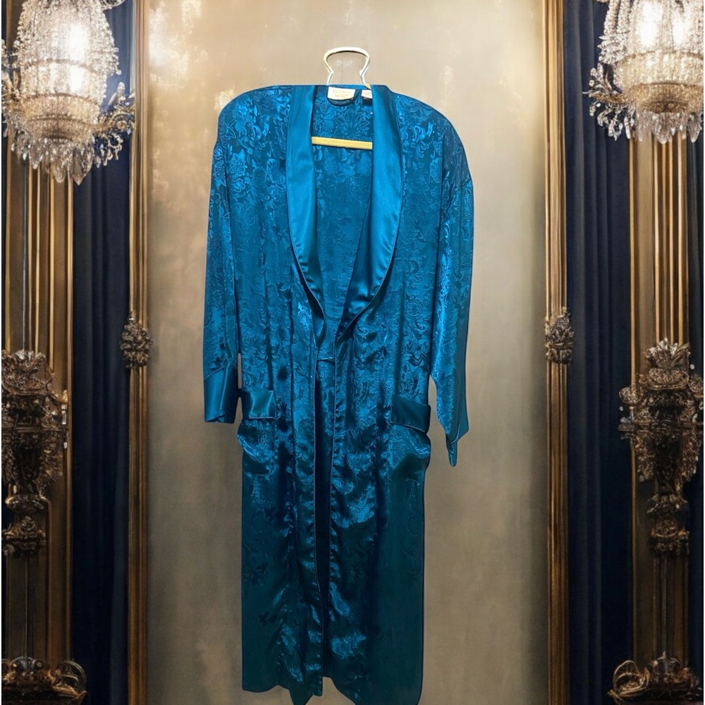 Women’s Vintage Victoria’s Secret Teal robe/Kimono M/L